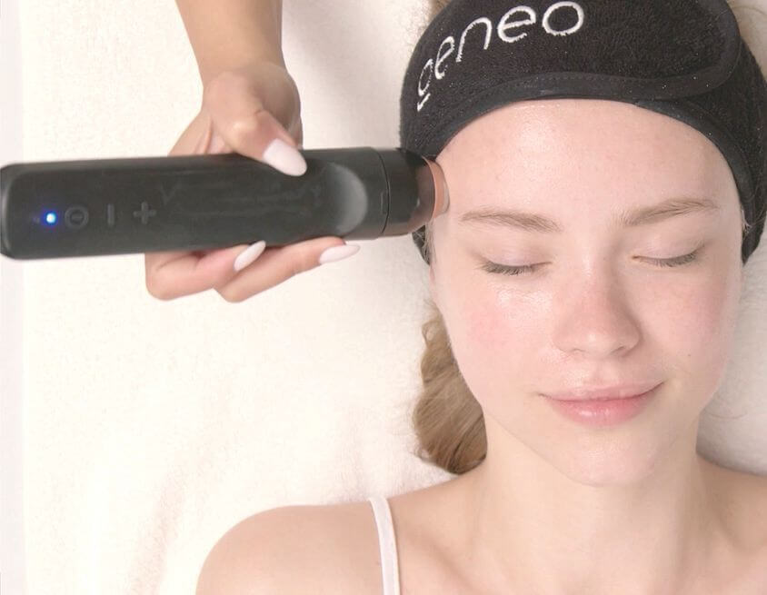 STEP3　超音波（美容液浸透）